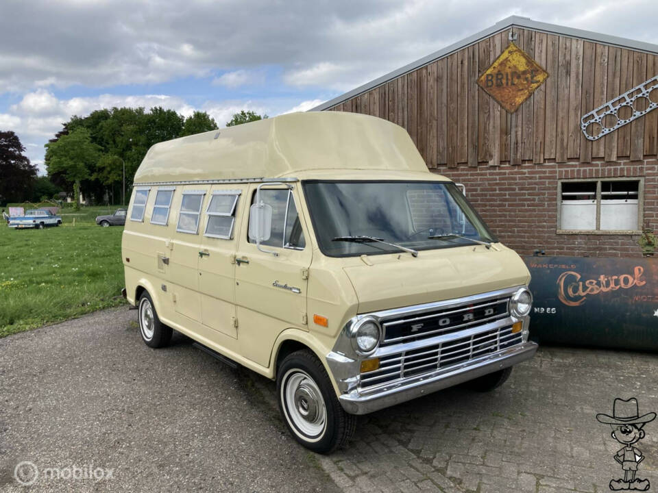 Image 1/50 of Ford Econoline E 300 (1971)