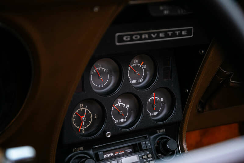 Image 26/29 of Chevrolet Corvette Stingray (1972)