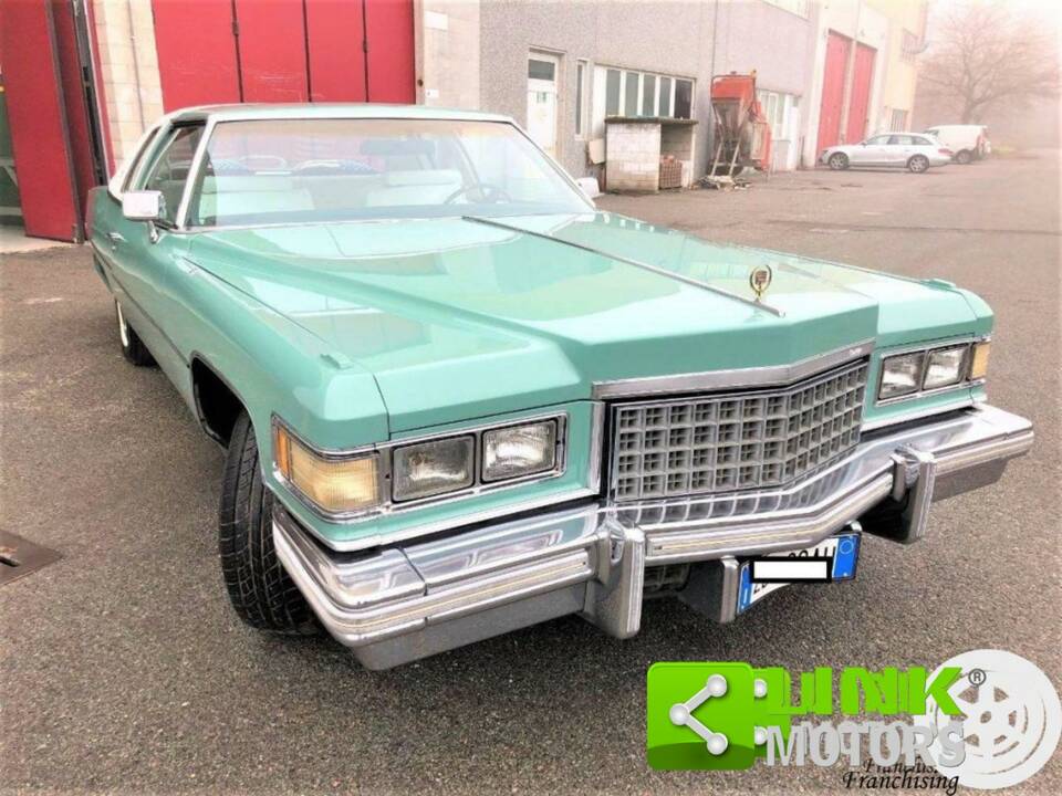 Bild 3/10 von Cadillac Coupe DeVille (1976)