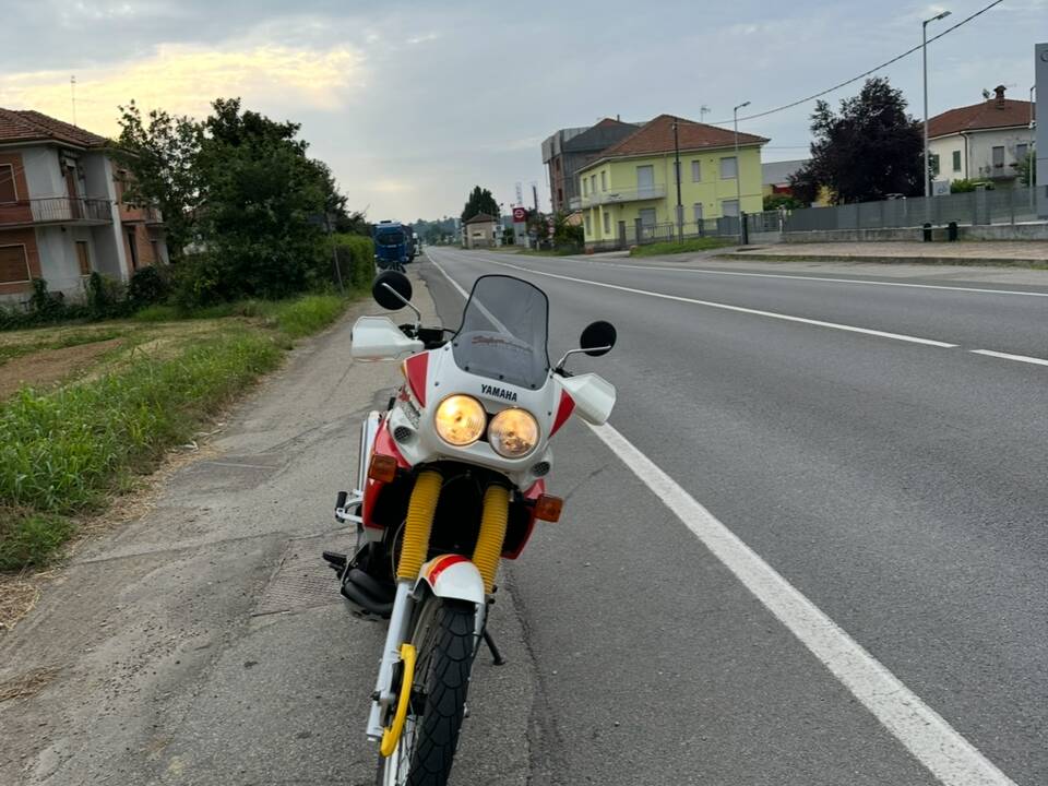 Immagine 1/4 di Yamaha XTZ 750 Super Ténéré (1990)