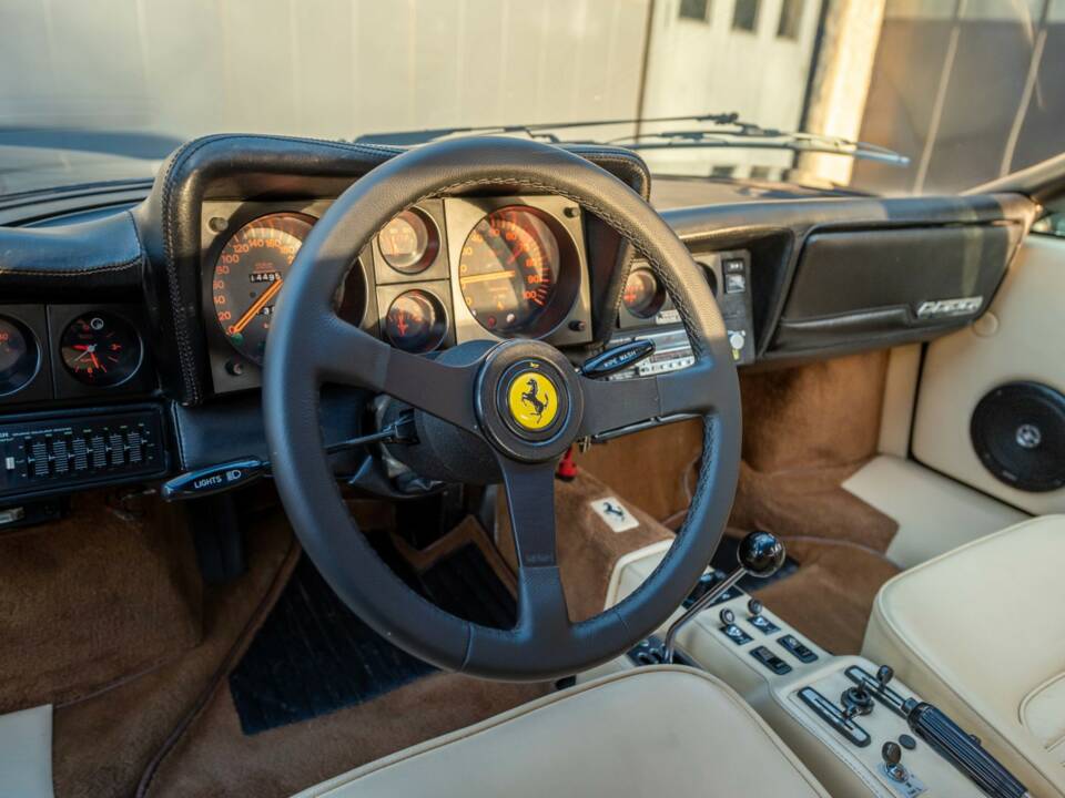 Image 25/50 of Ferrari 512 BBi (1984)