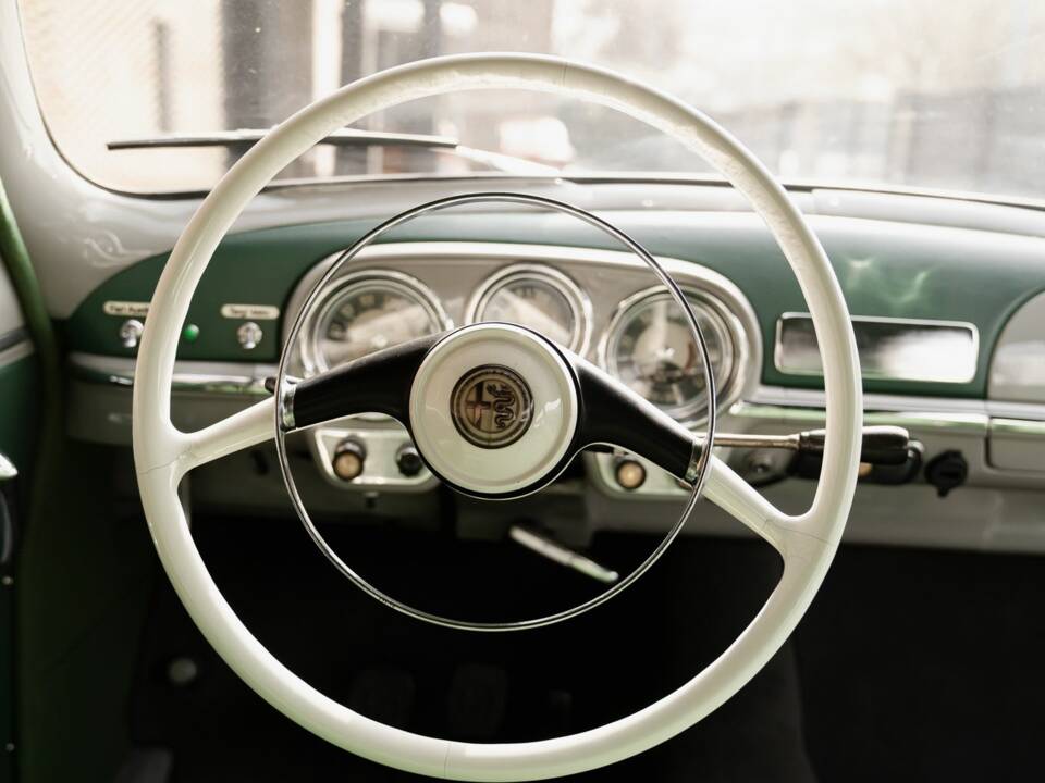 Image 11/54 de Alfa Romeo 1900 TI Super Berlina (1955)