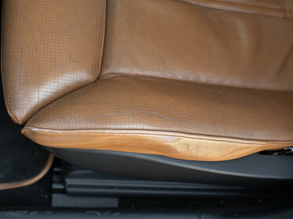 Bild 29/50 von BMW 745Li (2001)