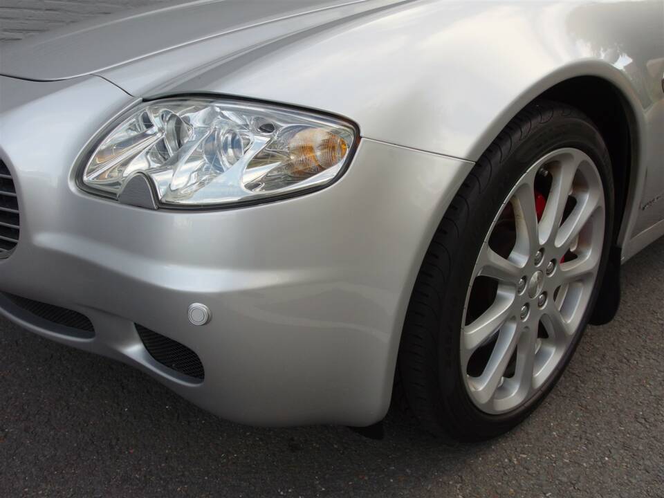 Bild 27/99 von Maserati Quattroporte 4.2 (2007)