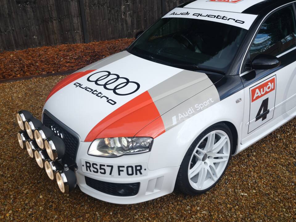 Bild 19/48 von Audi RS4 (2007)