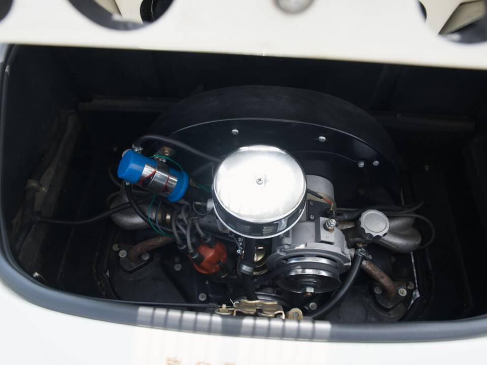 Immagine 38/49 di RCH Replicar Hellas 356 Speedster Sport (1973)