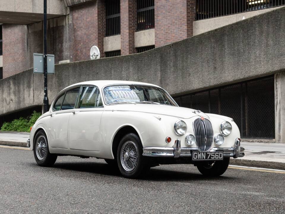 Image 1/43 de Jaguar Mk II 3.4 (1966)