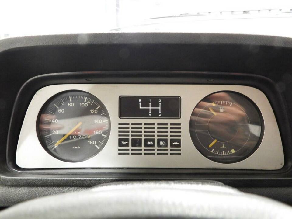 Image 8/14 de Ford Fiesta (1977)