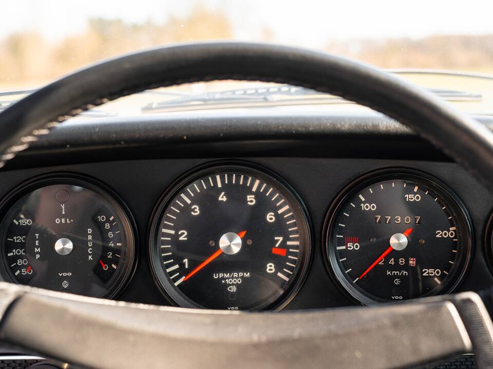 Image 39/47 de Porsche 911 2.2 S (1970)