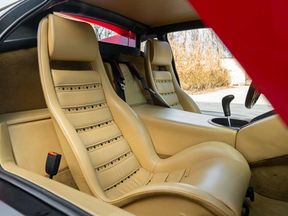 Immagine 47/50 di Lamborghini Diablo VT (1993)