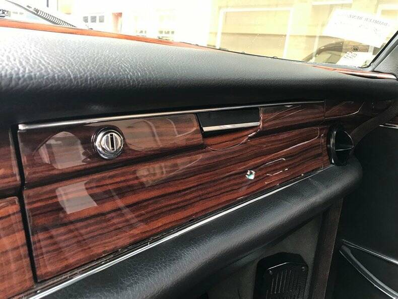 Imagen 38/50 de Mercedes-Benz 300 SEL 6.3 (1971)