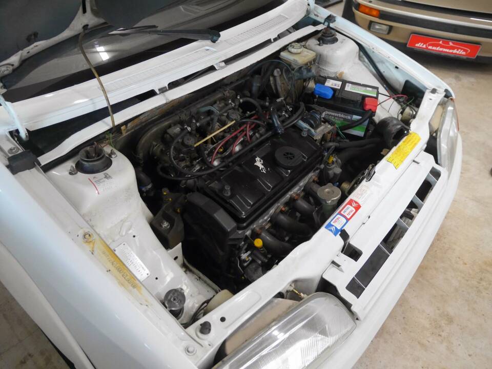 Image 3/26 of Citroën AX Sport (1987)