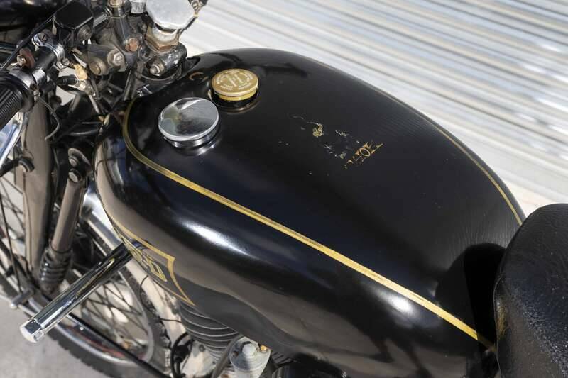 Imagen 10/36 de Vincent DUMMY (1949)