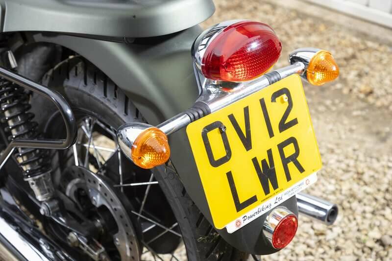 Image 8/38 of Triumph Bonneville T100 McQueen (2012)