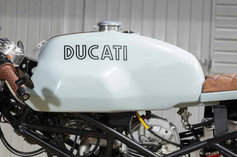 Image 13/36 of Ducati DUMMY (1995)