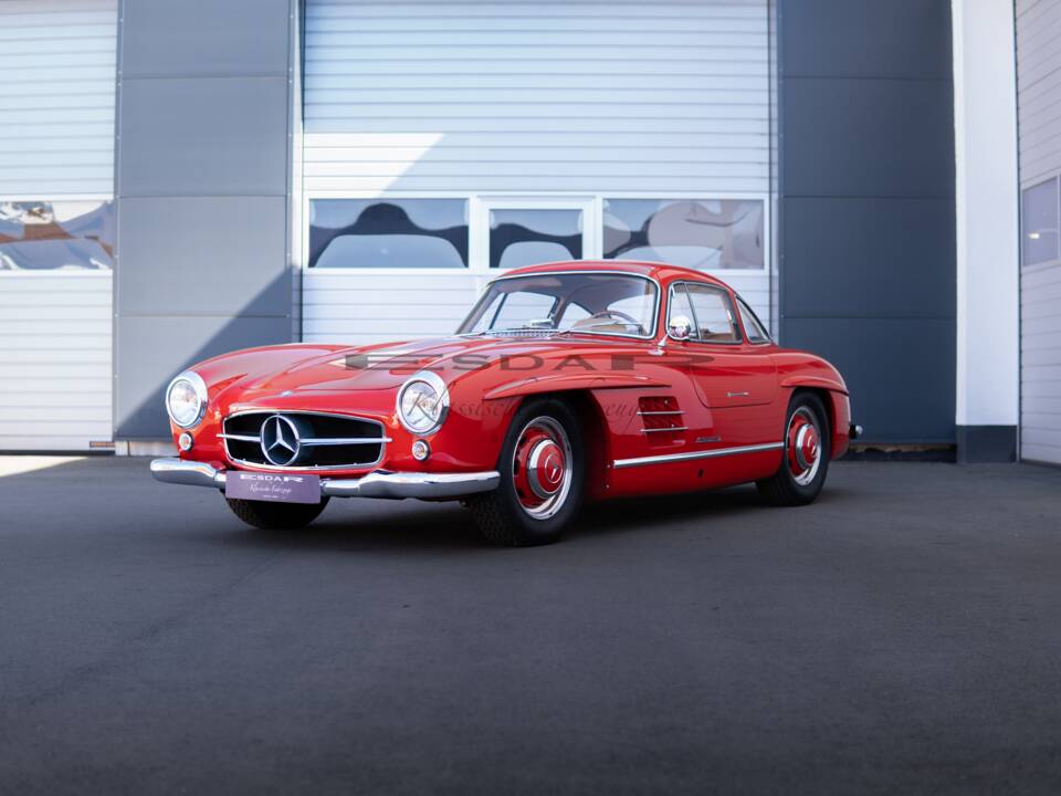 Image 2/49 of Mercedes-Benz 300 SL "Gullwing" (1955)
