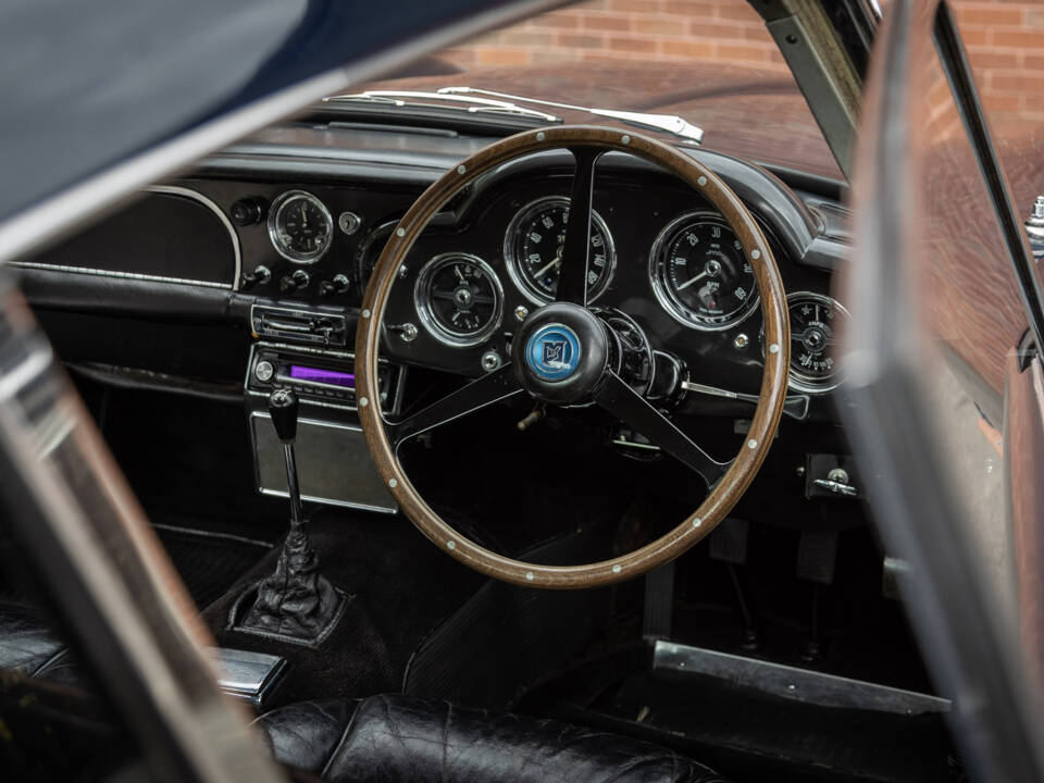 Image 53/72 de Aston Martin DB 4 (1962)
