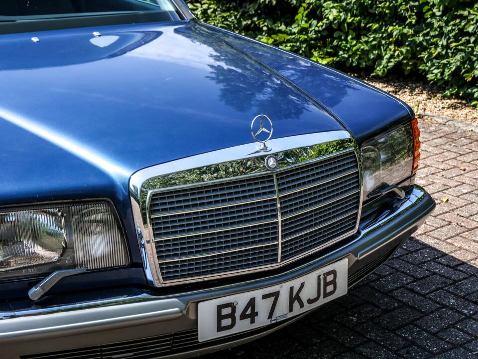 Immagine 20/44 di Mercedes-Benz 500 SE (1985)