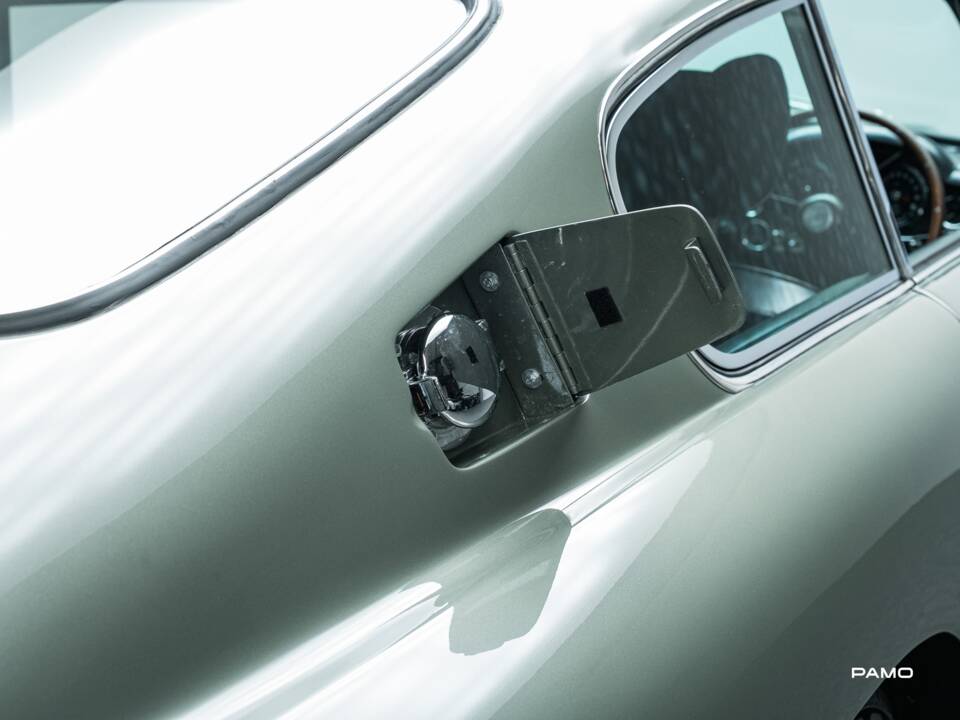 Bild 29/40 von Aston Martin DB 6 (1965)
