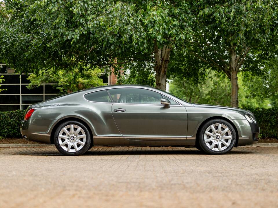 Image 25/50 de Bentley Continental GT (2004)