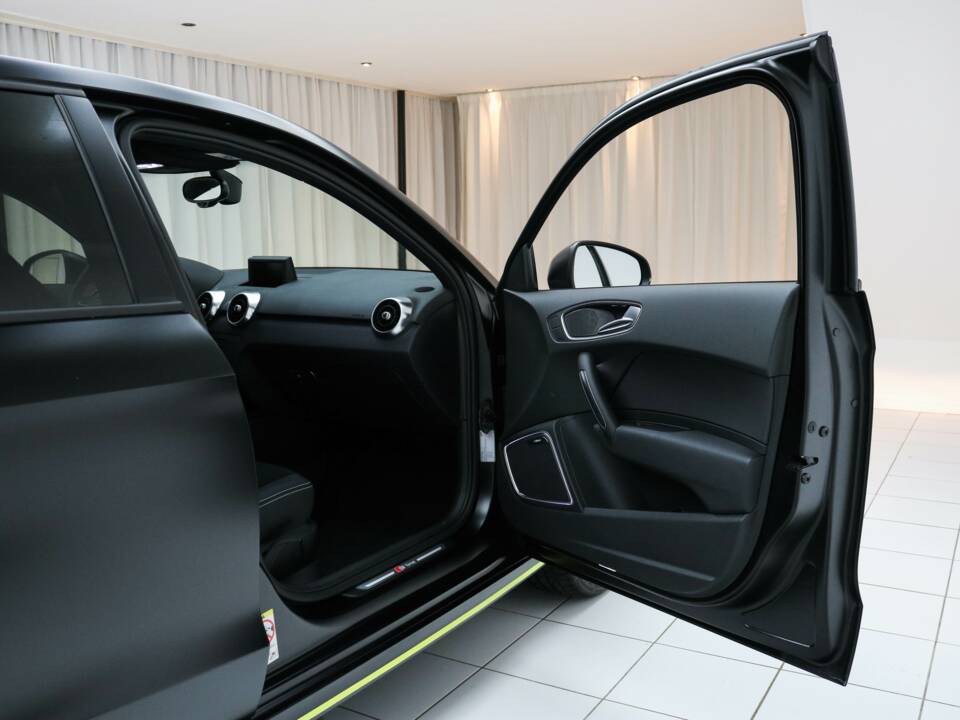 Image 12/16 de Audi A1 1.6 TDI (2014)