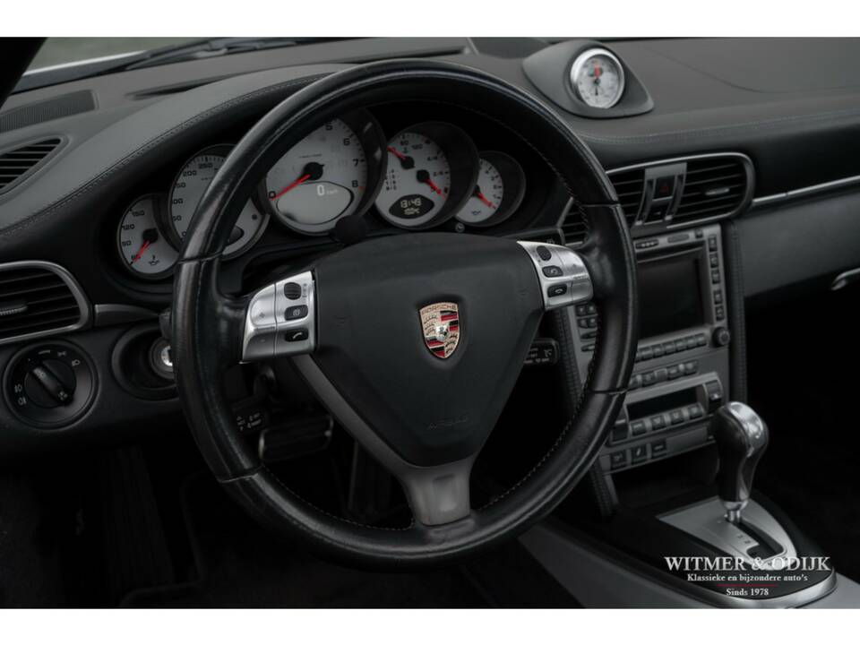 Immagine 5/29 di Porsche 911 Carrera 4S (2007)