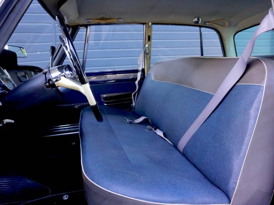Bild 6/13 von Alfa Romeo 2000 Berlina (1960)