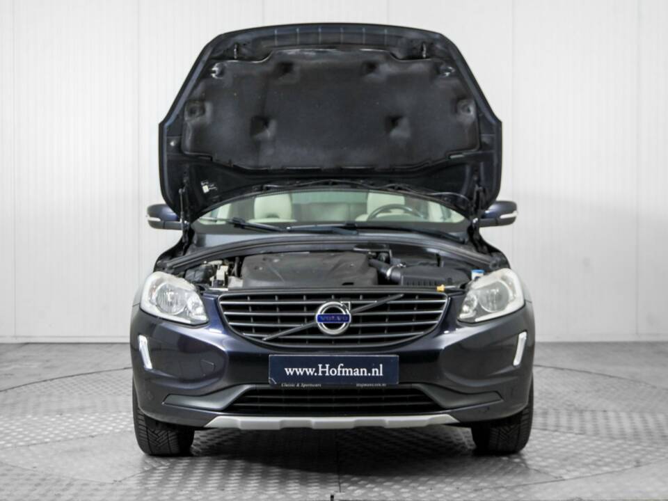 Image 40/50 de Volvo XC60 D3 (2017)
