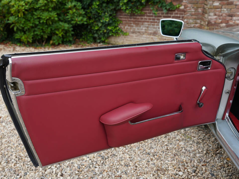 Image 35/50 of Mercedes-Benz 280 SL (1969)