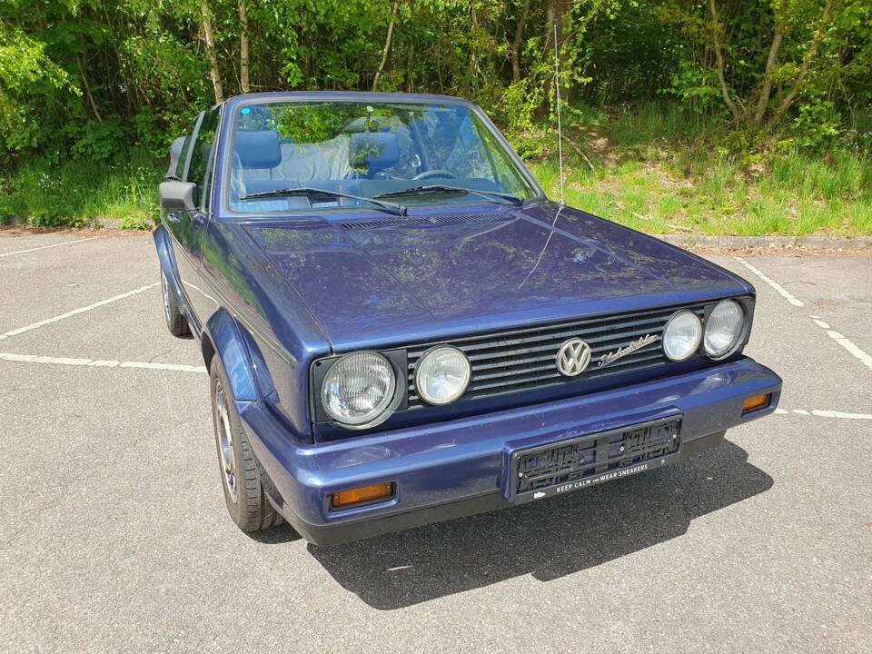 Image 49/75 de Volkswagen Golf Mk I Convertible 1.8 (1991)