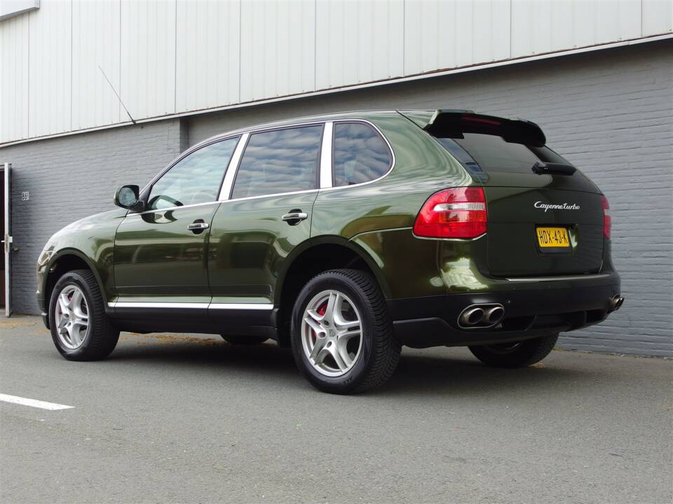 Image 3/99 of Porsche Cayenne Turbo (2007)