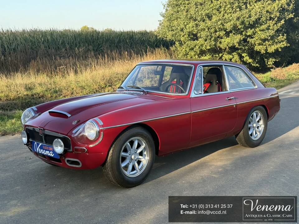 Immagine 1/18 di MG MGB GT (1970)