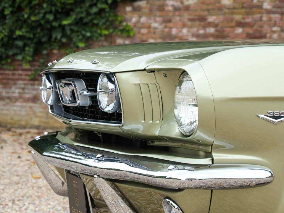 Image 26/50 of Ford Mustang GT (1966)