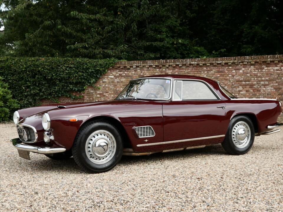 Image 21/50 de Maserati 3500 GT Touring (1961)