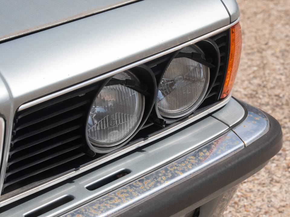 Bild 11/50 von BMW 635 CSi (1984)
