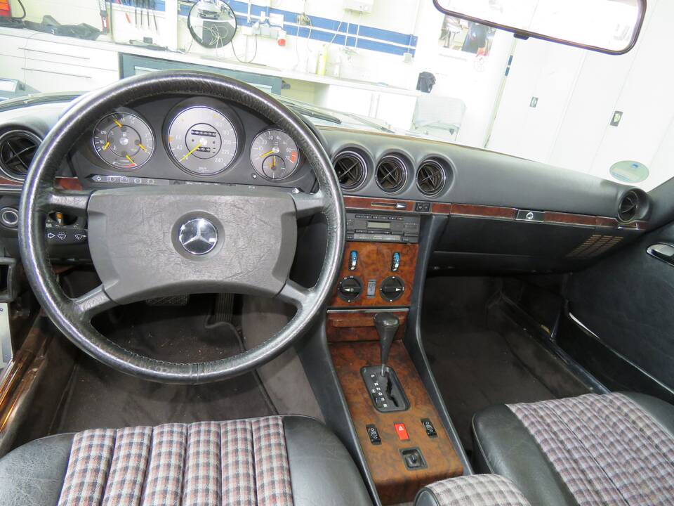 Image 20/39 de Mercedes-Benz 300 SL (1987)