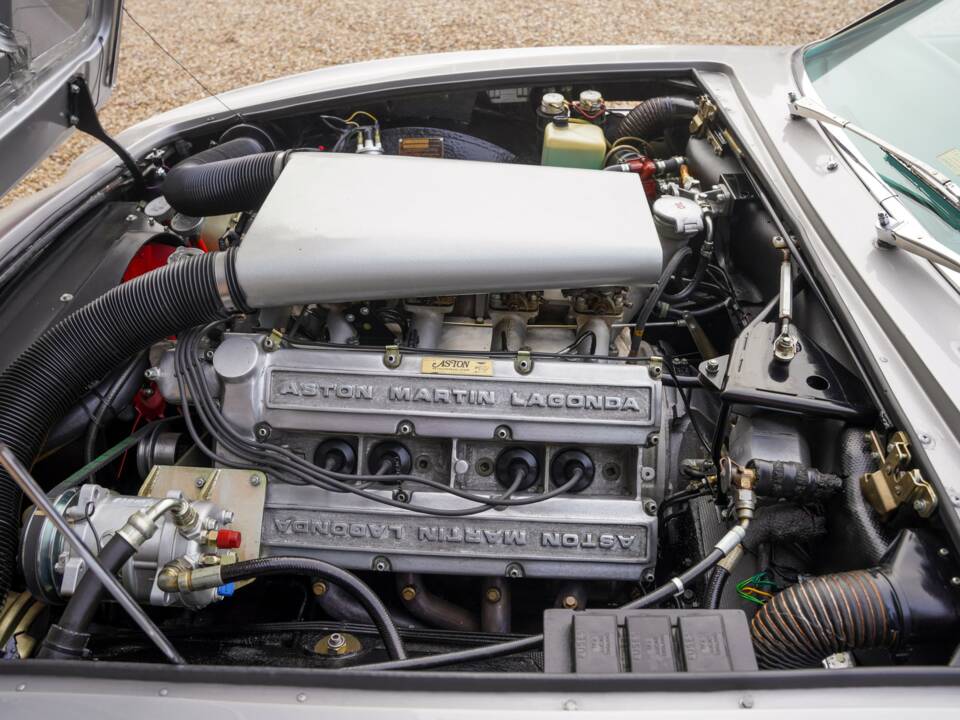 Afbeelding 9/50 van Aston Martin V8 (1974)