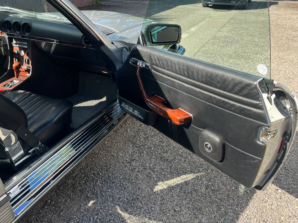 Image 12/23 of Mercedes-Benz 300 SL (1986)