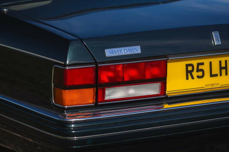 Imagen 22/50 de Rolls-Royce New Silver Dawn (1997)