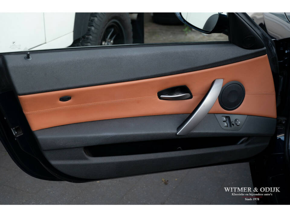 Immagine 26/37 di BMW Z4 2.0i (2006)