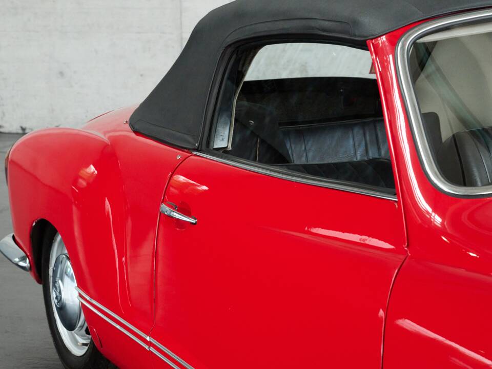 Image 32/50 of Volkswagen Karmann Ghia 1500 (1971)