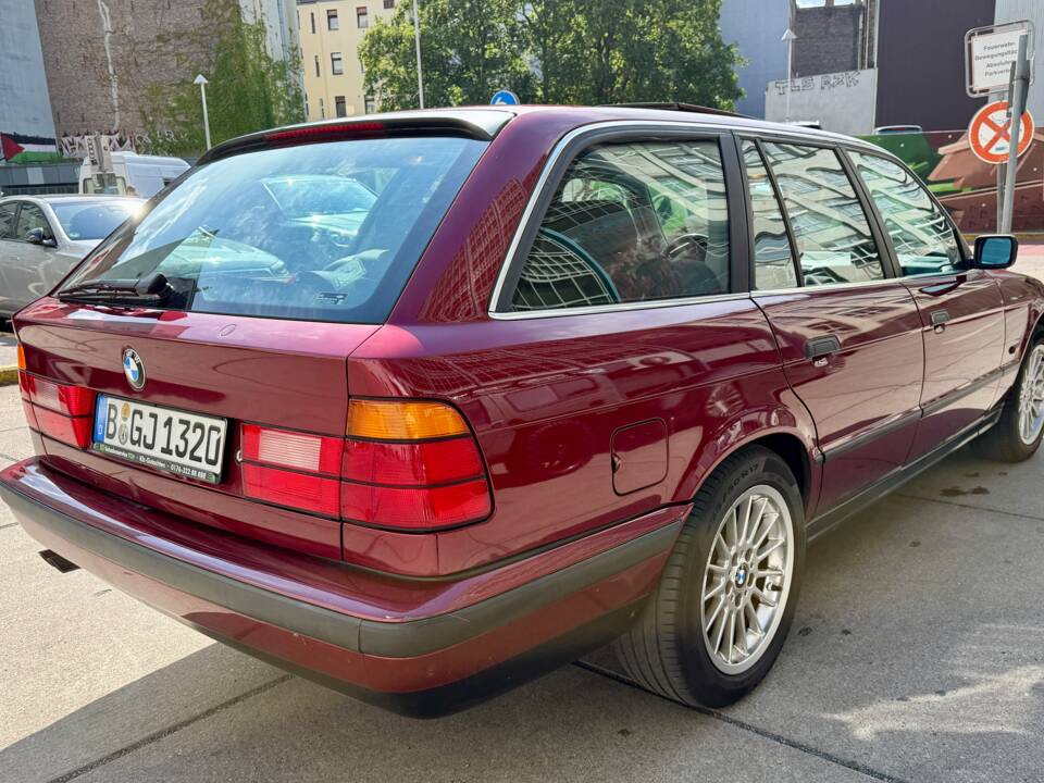 Bild 3/12 von BMW 525ix Touring (1995)
