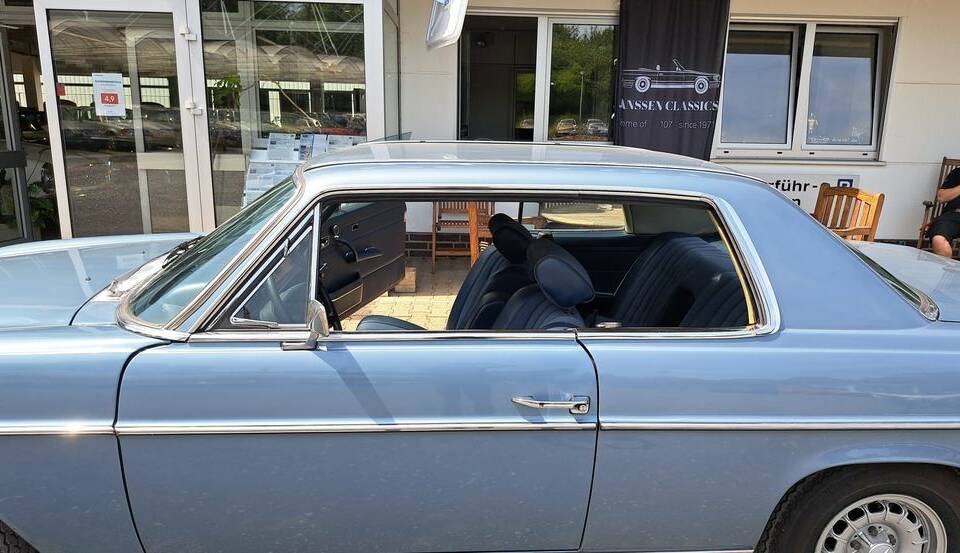 Immagine 9/18 di Mercedes-Benz 280 C (1973)