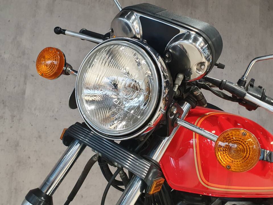 Bild 2/32 von Suzuki DUMMY (1977)