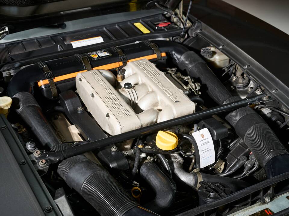 Afbeelding 37/42 van Porsche 928 S4 (1989)