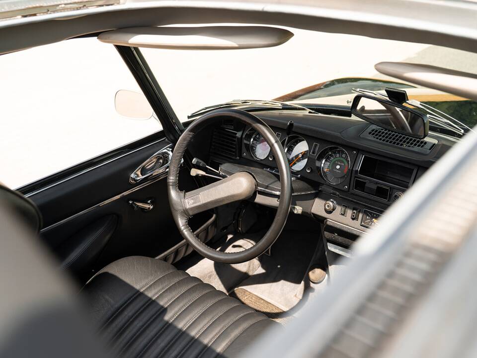 Imagen 32/37 de Citroën DS 21 (1970)