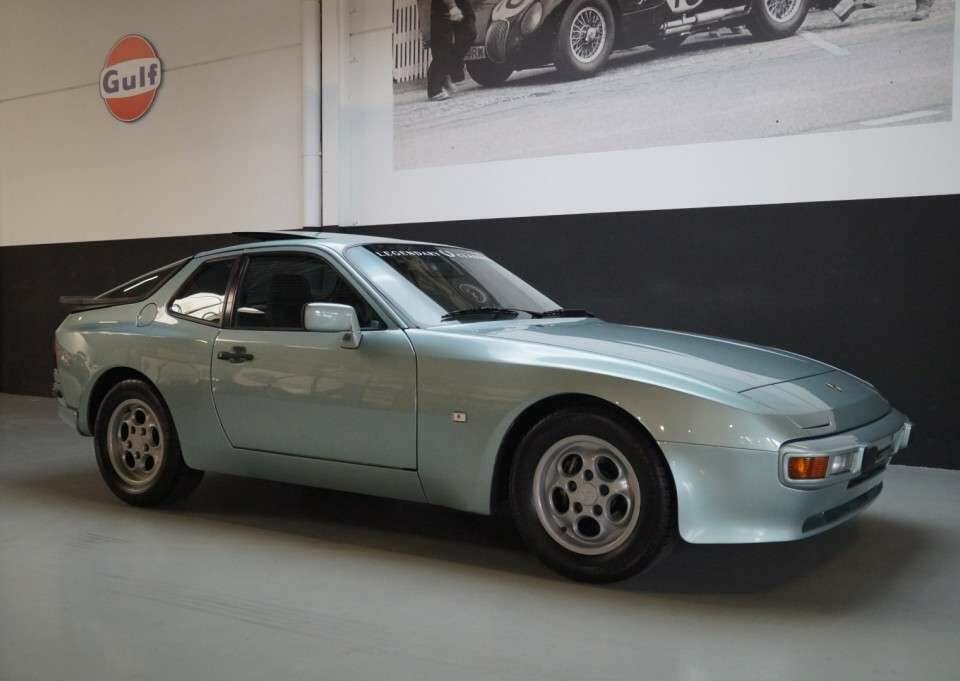 Image 1/50 de Porsche 944 Turbo (1986)