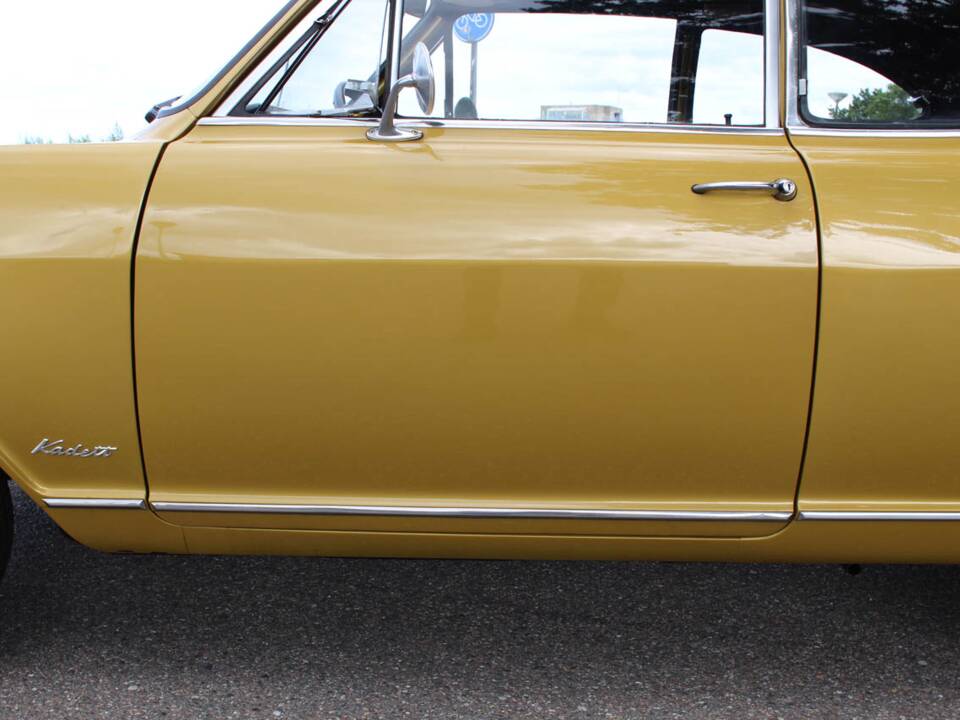 Immagine 12/38 di Opel Kadett 1,2 S (1971)