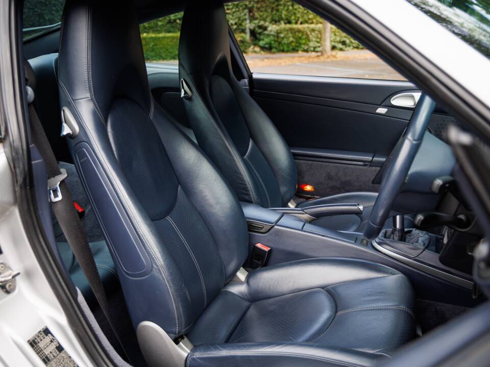 Bild 14/50 von Porsche 911 Carrera (2004)