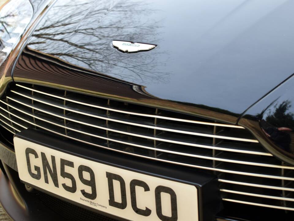 Afbeelding 38/50 van Aston Martin V8 Vantage (2009)